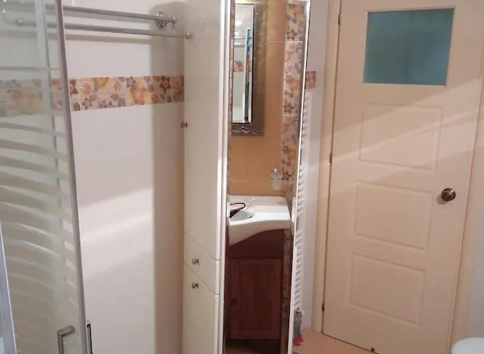 ευρύχωρο σε ήσυχη γειτονιά * Kalamata